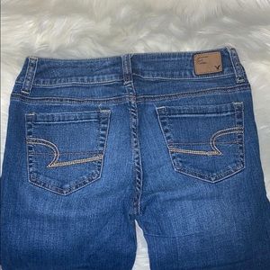 American Eagle Favorite Boyfriend Jeans Size 2